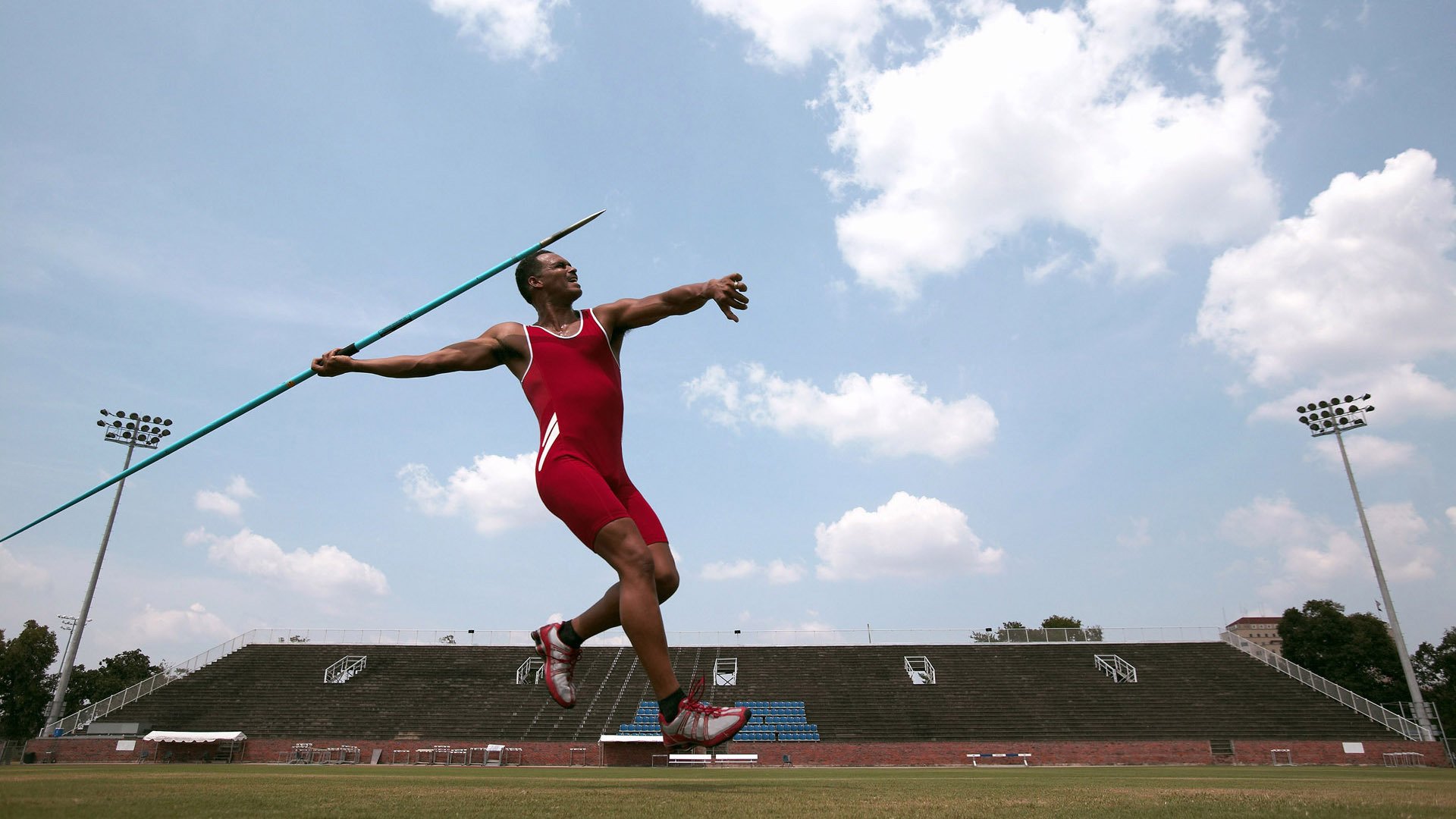 福克斯彻底打爆防线，浙江队争冠战惊险战胜热火