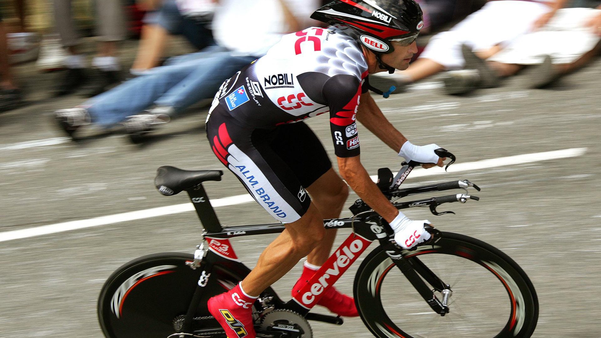 本泽马一剑封喉，加拿大压制德国背后的足球密码