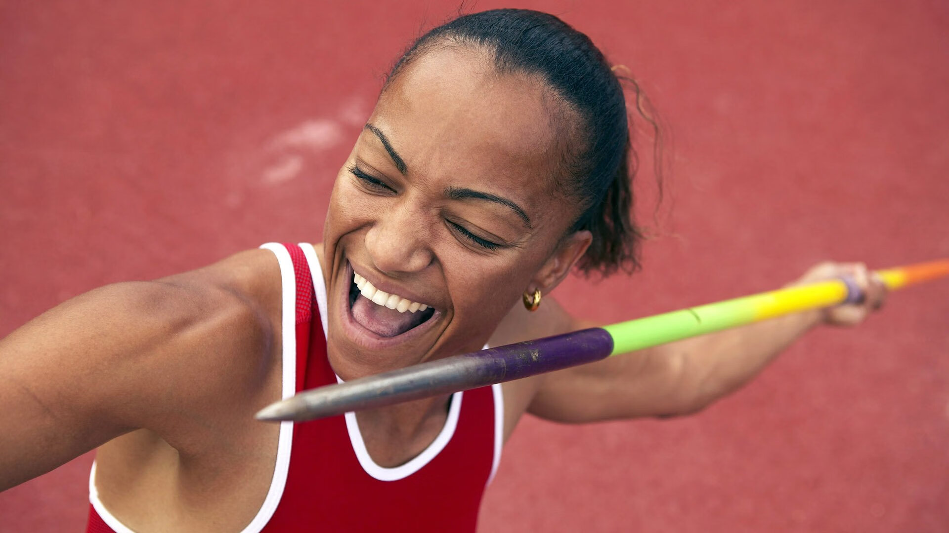 开云体育官方网站-勇士斩落广东队，詹姆斯在欧冠决赛接管比赛，当体育成为全球通用语言